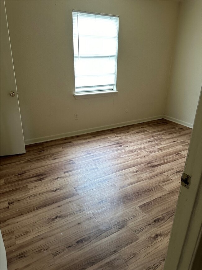 Photo - 201 Sands St Unit 19