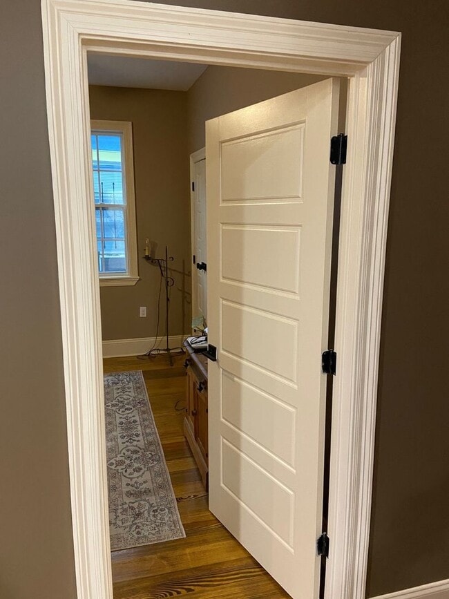 Photo - 3109 Broadway St