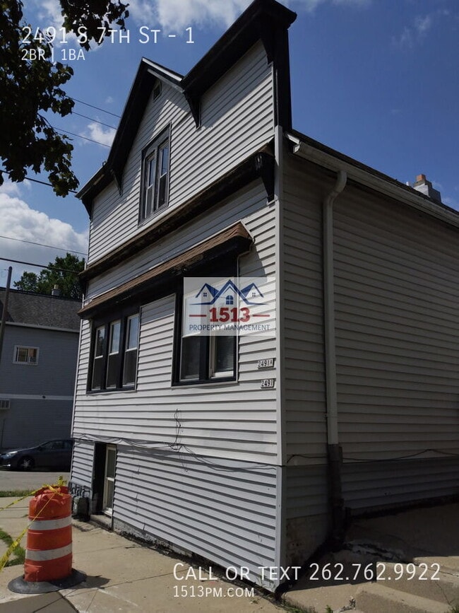 Photo - 2491 S 7th St Unidad 1