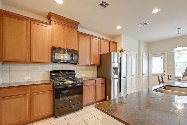 Photo - 7215 Pavilion Dr