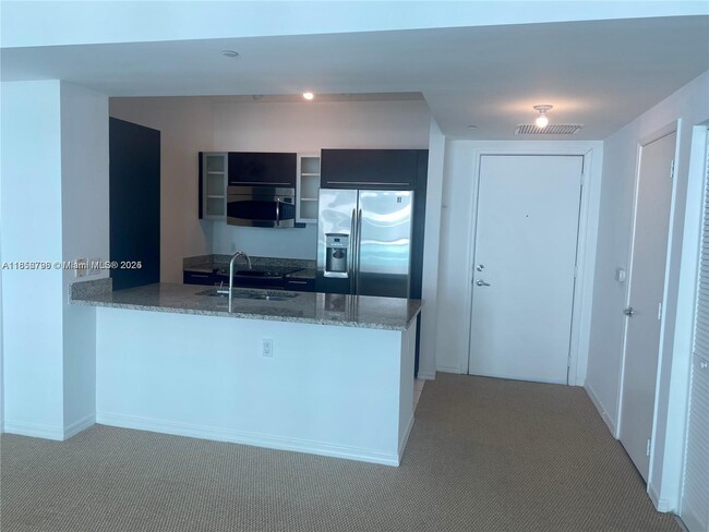 Photo - 950 Brickell Bay Dr Unit 602