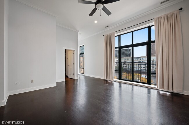 Photo - 1440 S Wabash Ave