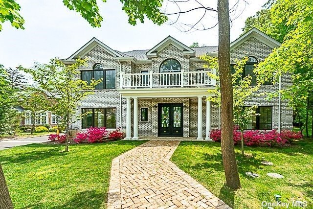 Photo - 9 Radcliff Dr House