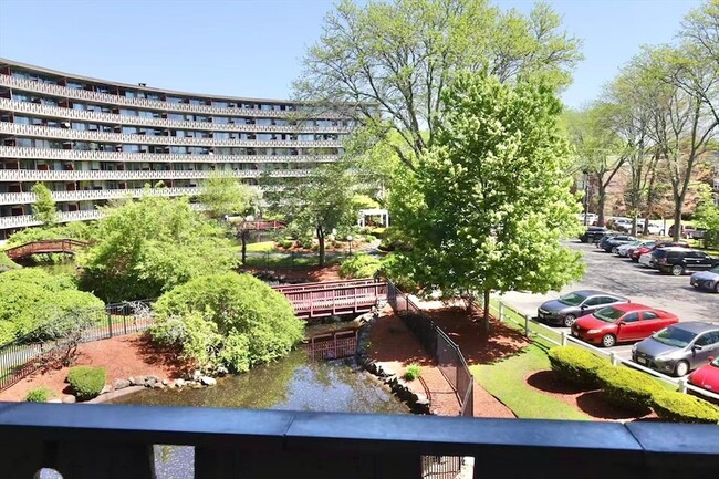 Building Photo - 200 Swanton St Unit 237