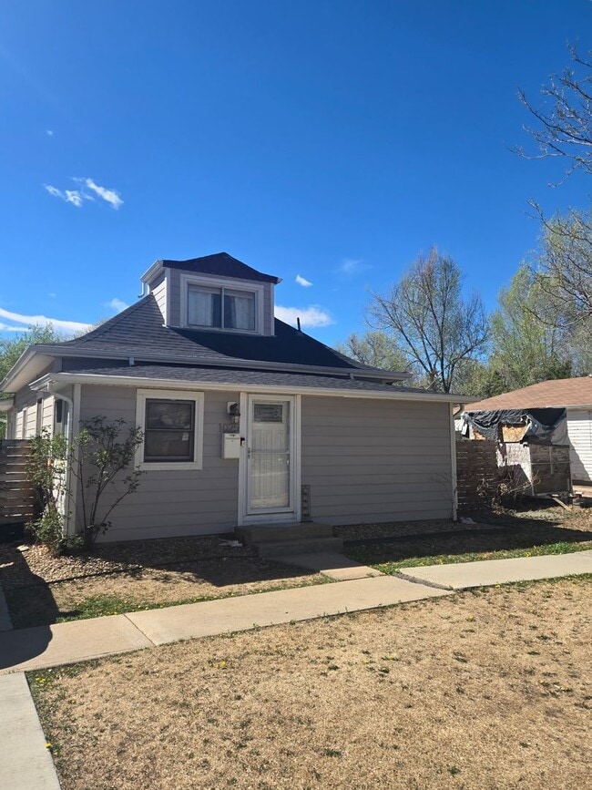 Building Photo - Spacious and Bright 3B Home in Longmont Available for August. Great Location!