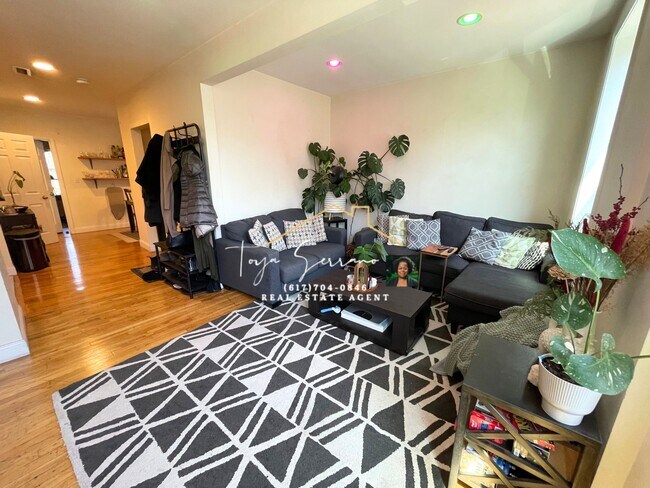 Photo - 77 Highland St Unit 2