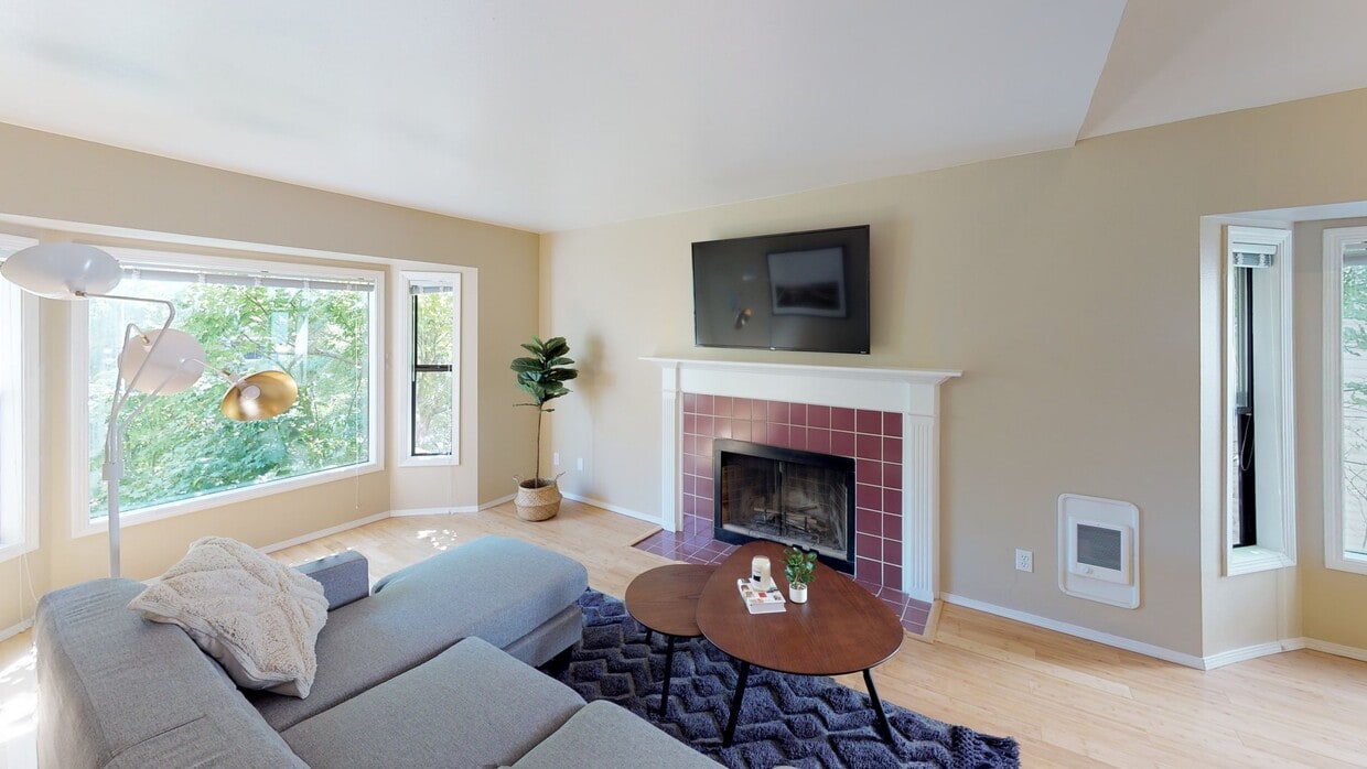 Photo - 2043 NW Johnson St House
