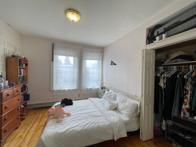 Photo - East Cambridge 4 Bed Apartment - 9/1