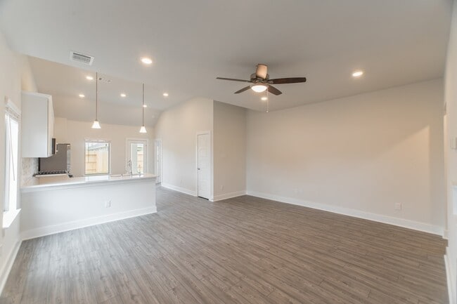 Photo - 10539 Preserve Wy