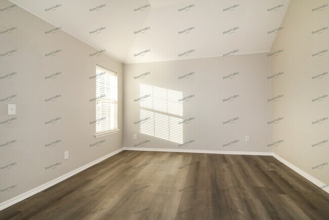 Photo - 15945 Katie Ridge Dr