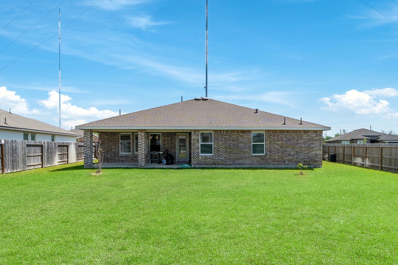 Photo - 818 Starcross Bnd Dr