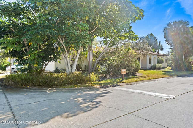 Photo - 2001 Parkside Pl