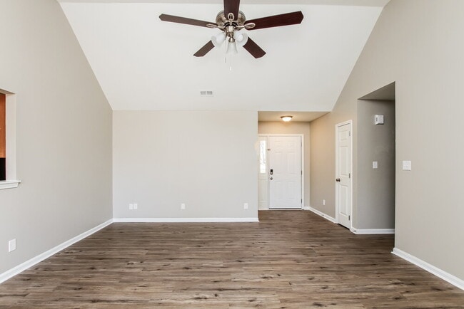 Photo - 505 Lisa Carol Dr