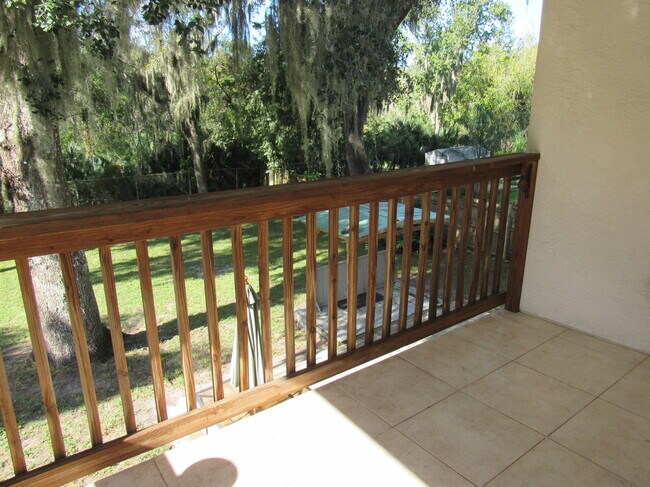 Balcony - 828 S Duss St