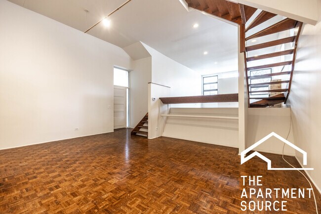 Photo - 2059 N Clifton Ave Unidad 1