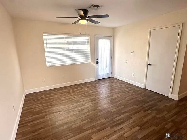 Photo - 4303 W 20th Pl
