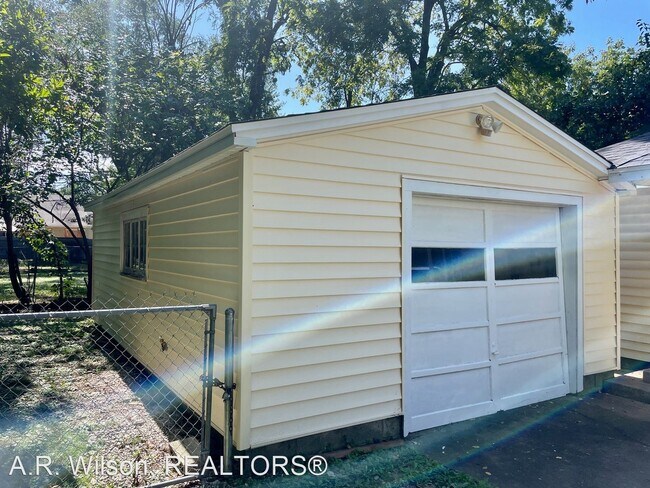 Photo - 2 br, 2 bath House - 1318 W. Atlantic St.