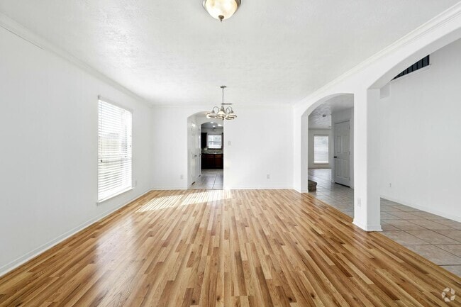 Building Photo - 5103 Beaubridge Ln Rental