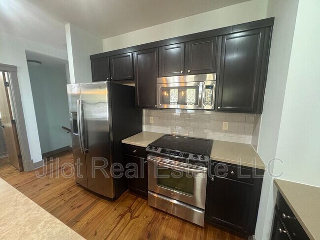 Photo - 1806 DeKalb Ave NE