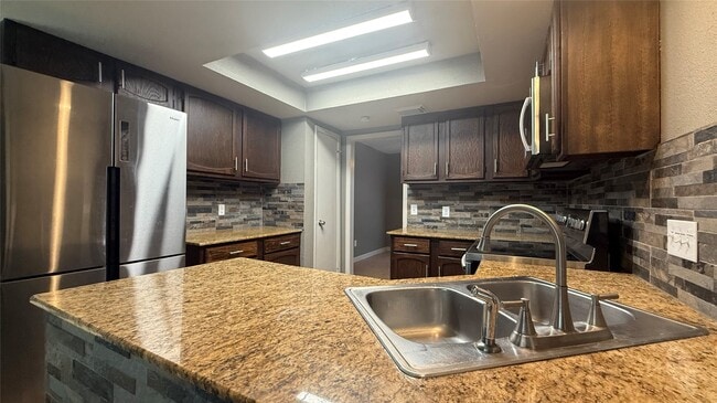 Photo - 8110 Streamside Dr
