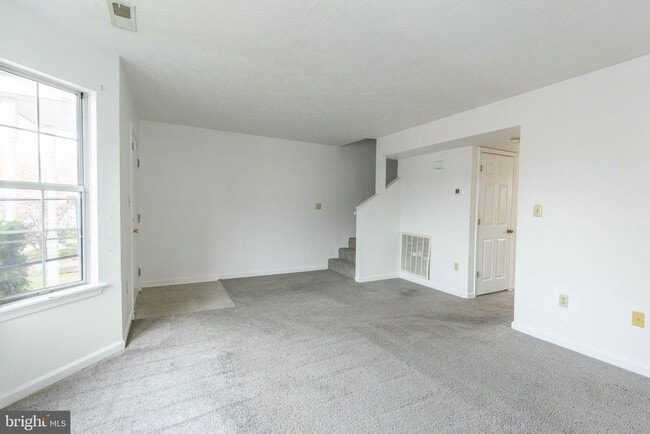 Building Photo - 164 Stadium Cir