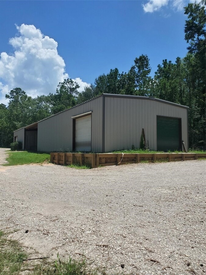 Photo - 12021 Old Montgomery Rd