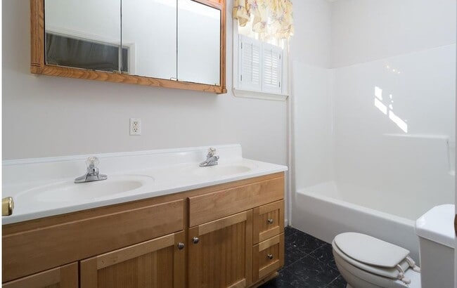 Photo - 1224 Fairview Dr