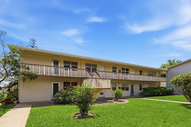 Photo - 142 Norwich F