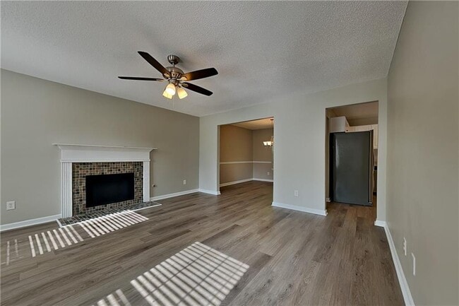 Photo - 6469 Lester Ln
