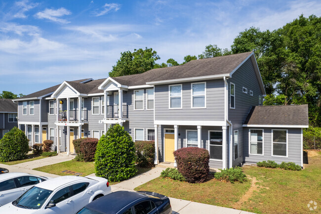 Building Photo - The Premier Townhomes @ 1694