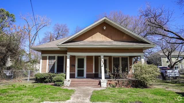 Building Photo - 203 E Brin St Rental