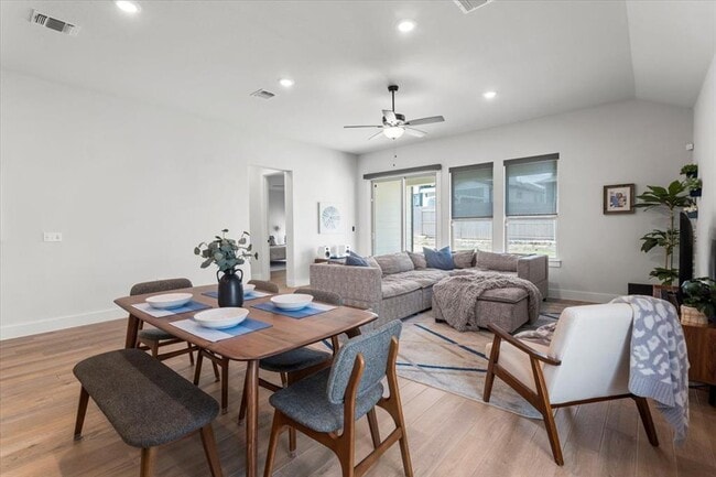 Photo - 8501 Hillock Terrace