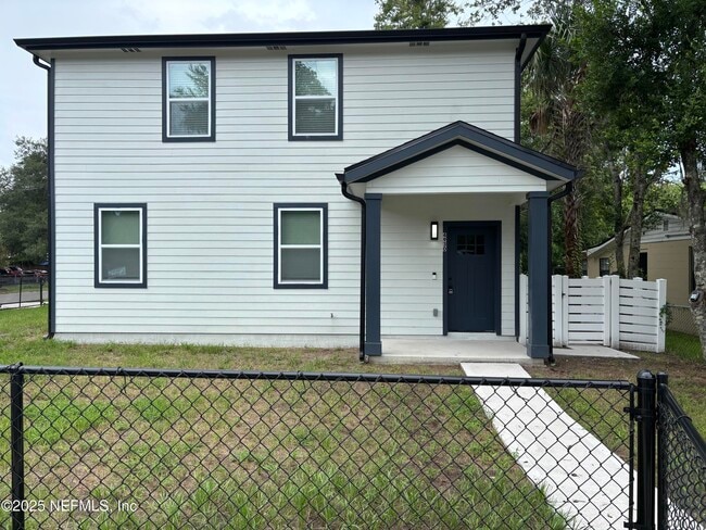 Building Photo - 4930 Old Middleburg Rd N Rental