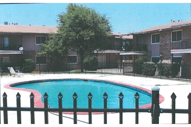 Ponderosa Apartments - Ponderosa Apartments