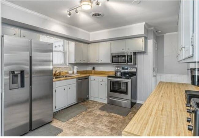 Photo - 4013 Plantation Dr