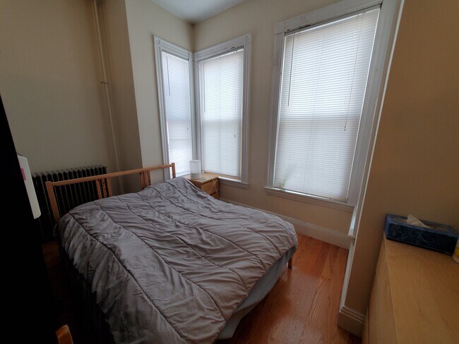 Photo - 68 Plymouth St Unit 1