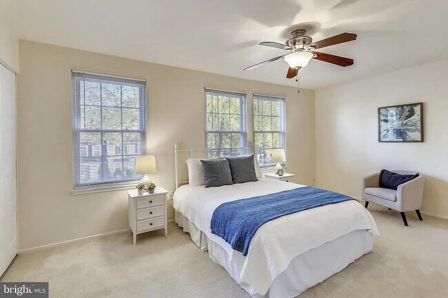 Photo - 15902 Yukon Ln