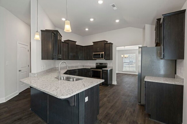 Photo - 9102 Eagle Trce Dr SE