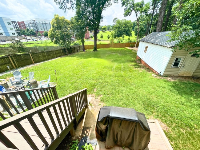 Photo - 1429 Lyon Ct