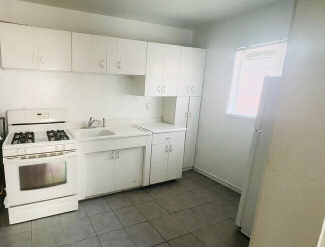 Photo - 1707 N Stanton St