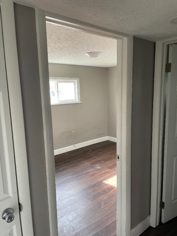 Photo - 3631 Cushing Dr Unit B