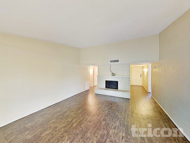 Photo - 5529 Kerry Ln House