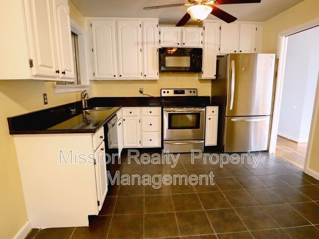 Photo - 8702 Greycliff Rd