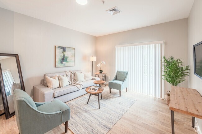1 BR, 1 BA
