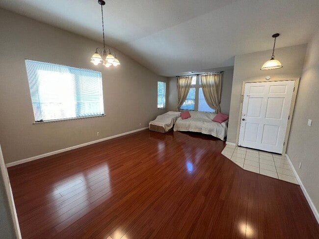 Photo - 2352 Whitetail Dr