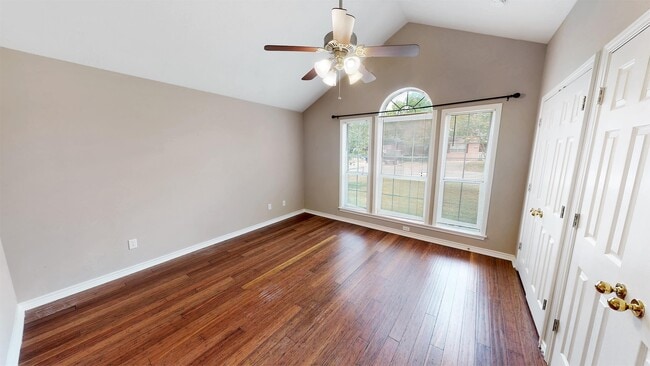 Photo - 1124 Carolina St