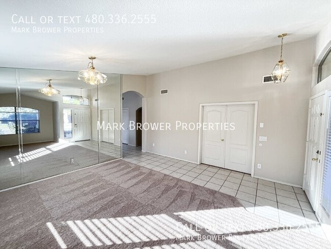 Photo - 2091 E Fairview St Casa