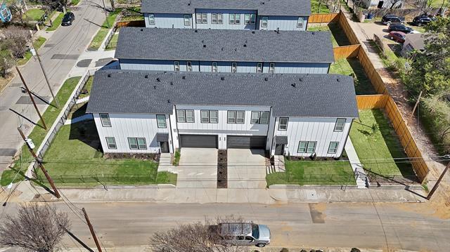 Photo - 302 E 7th St