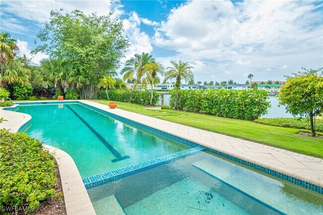 Photo - 222 Bay Point