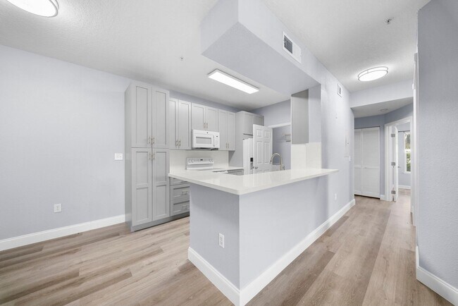 11511 Villa Grand